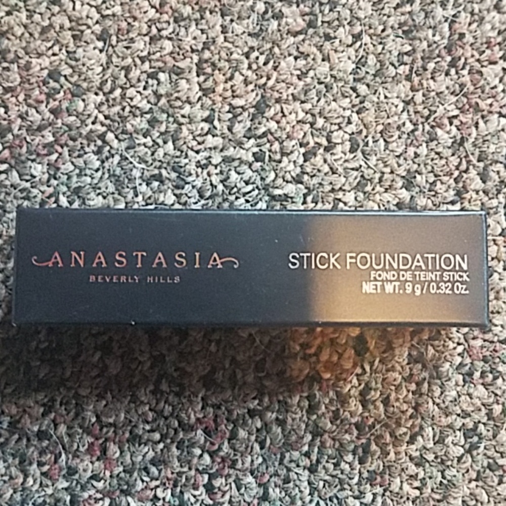 Anastasia Beverly Hills stick Foundation